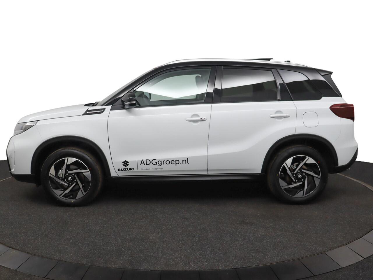Suzuki VITARA 1.4 Boosterjet Smart Hybrid Style | Uniek Two tone| Climate control | Cruise control adaptive | Camera | Apple carplay, Android auto | Stolverwarming | Travel pack | Haaievin antenne |