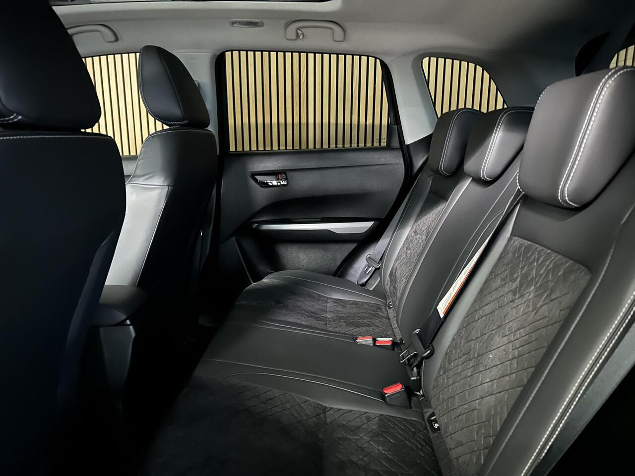 Suzuki VITARA 1.5 Hybrid Select Schuif/kantal dak | Stoelverwarming | Camera