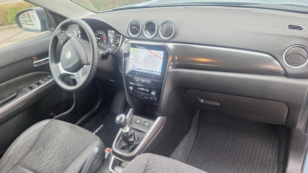 Suzuki VITARA 1.4 Boosterjet Style Smart Hybrid RIJKLAAR PRIJS