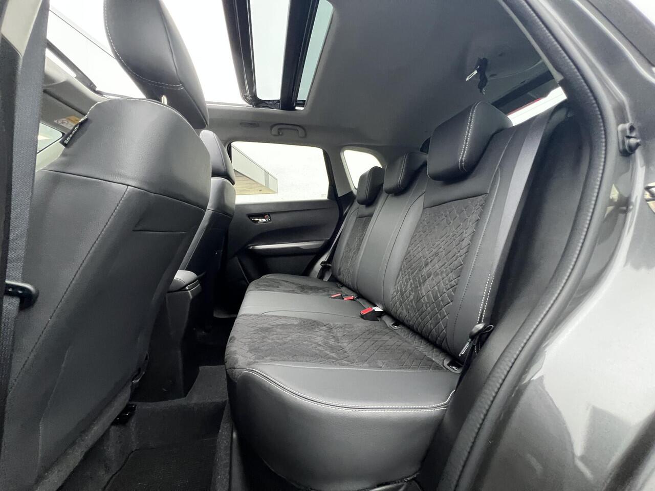 Suzuki VITARA 1.5 Hybrid Style | Panoramadak | Camera | Carplay | Half Leder |