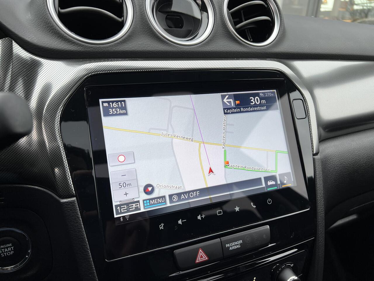 Suzuki VITARA 1.5 Hybrid Style | Panoramadak | Camera | Carplay | Half Leder |