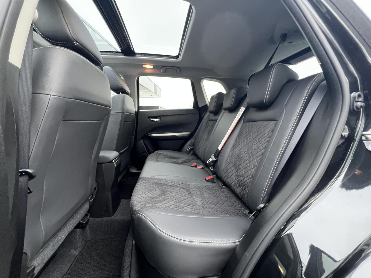 Suzuki VITARA 1.5 Hybrid Style | Panoramadak | Camera | Carplay | Half Leder |