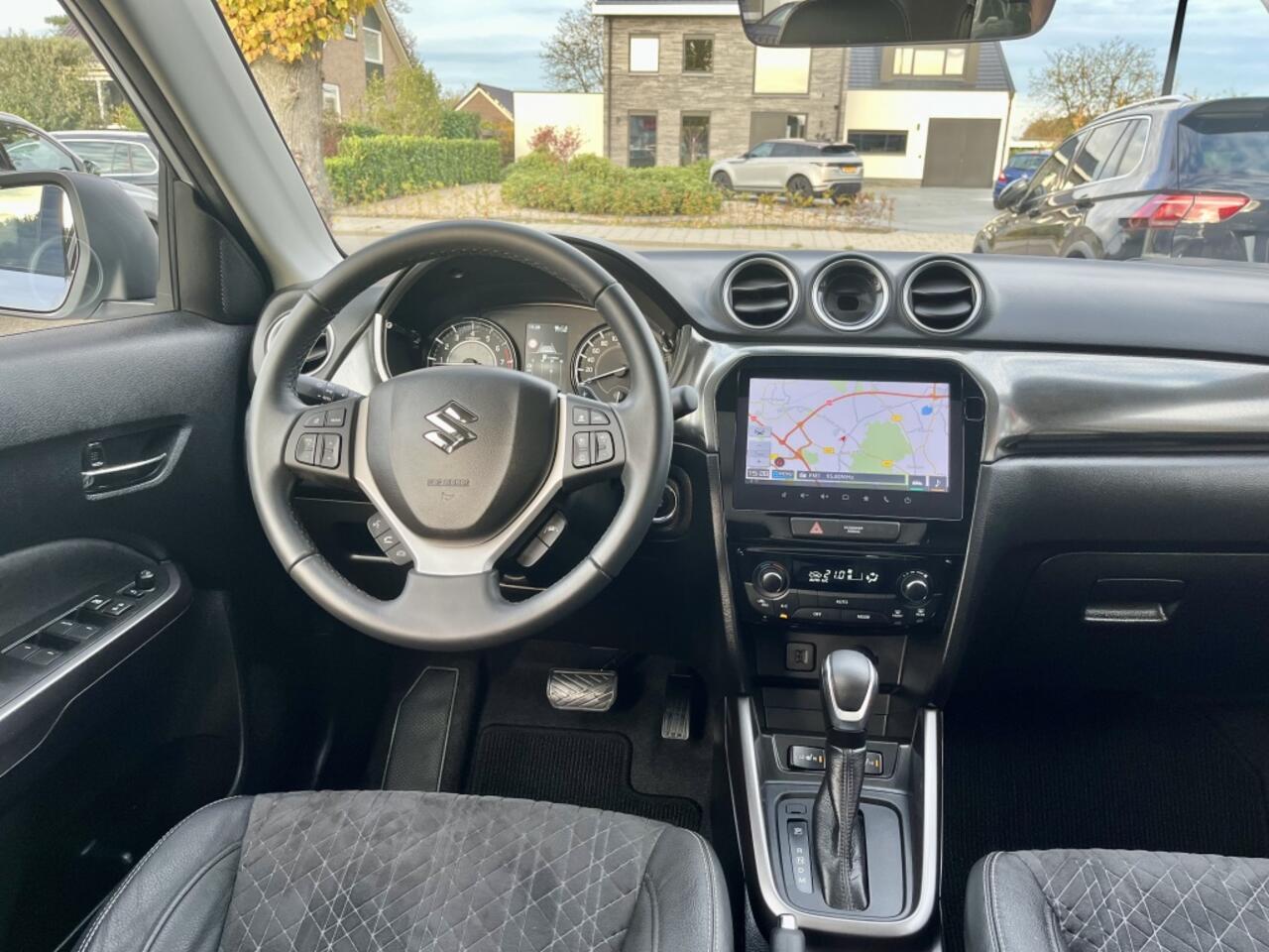 Suzuki VITARA 1.5 Hybrid Style Automaat Panoramadak Camera Navi