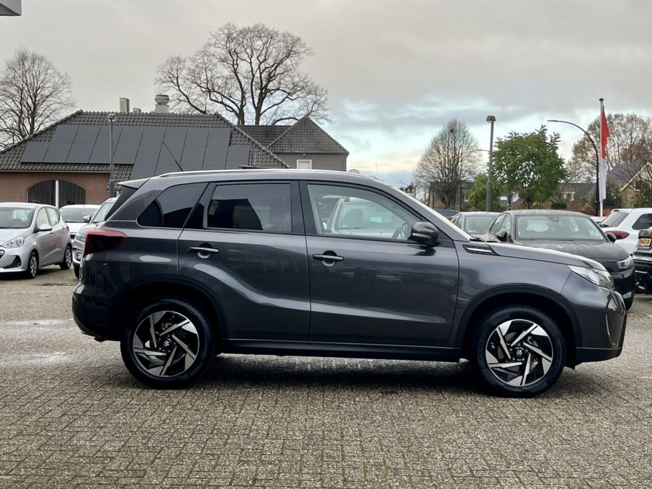 Suzuki VITARA 1.5 Hybrid Style Automaat Navi Panoramadak Camera