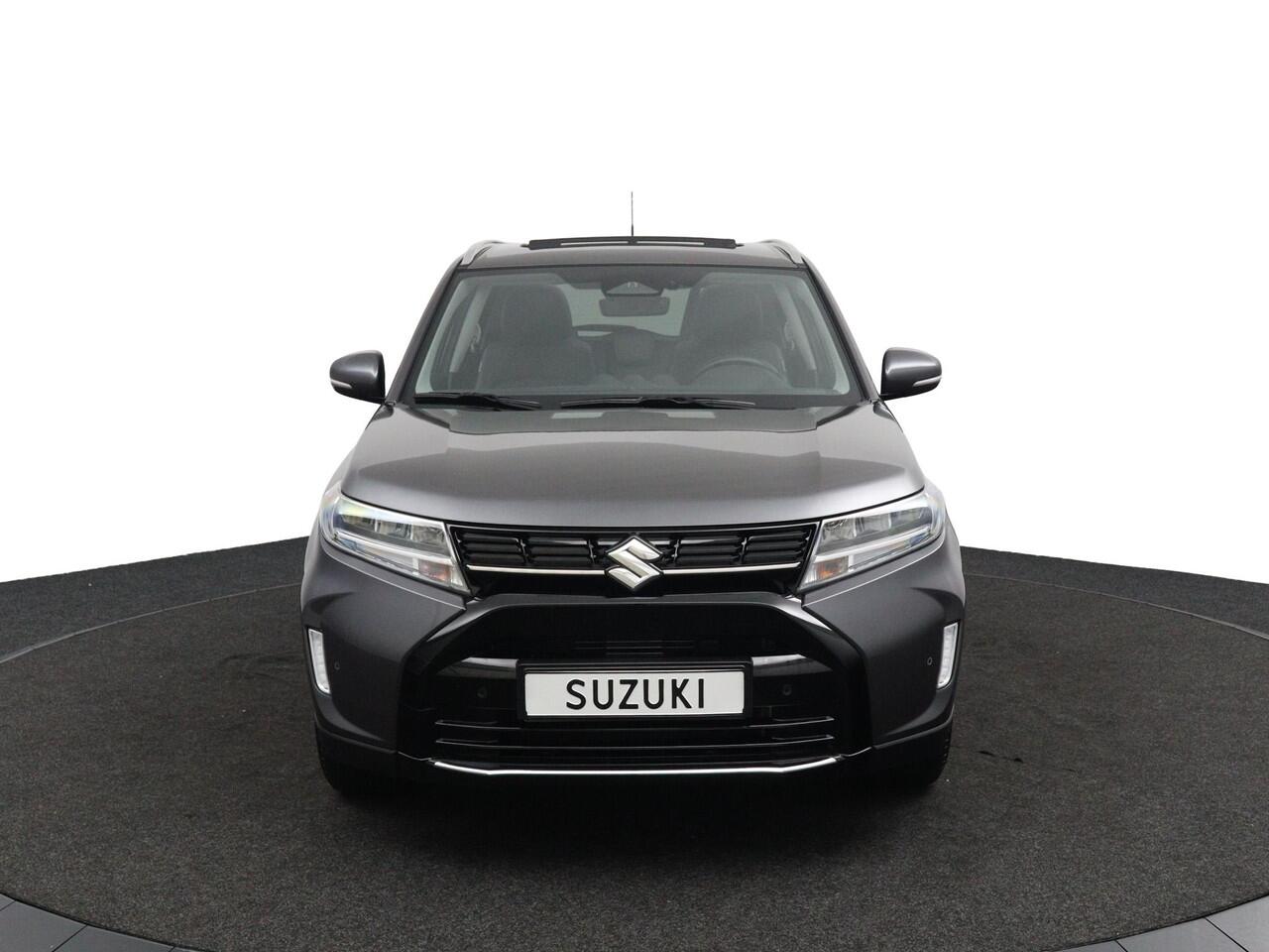 Suzuki VITARA 1.5 Hybrid Style | Schuif\ Kanteldak | Alcantara Bekleding | Parkeersensoren Rondom | Grootscherm Navigatie |