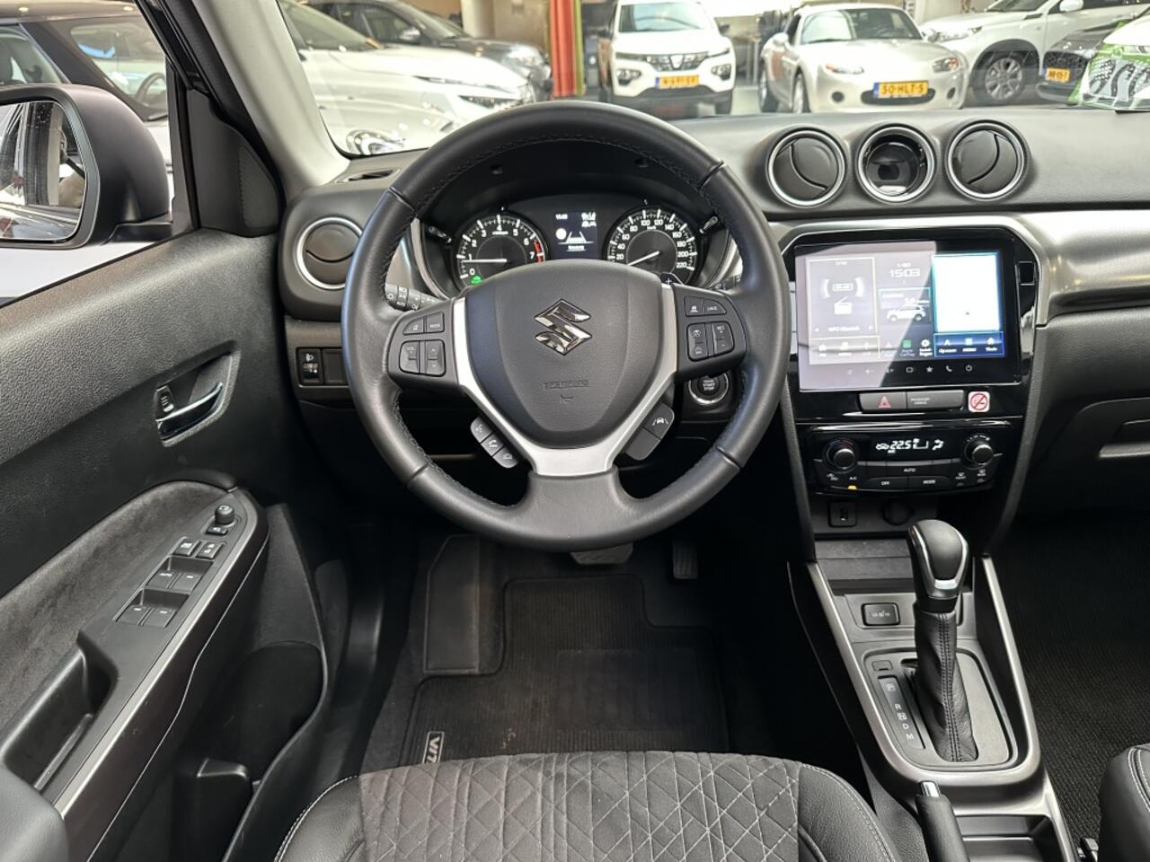 Suzuki VITARA 1.5 Hybrid Style [ PANORAMADAK I CAMERA I NAVI I ACC ]