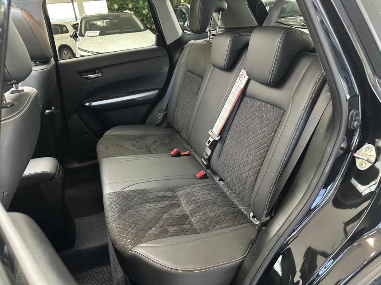 Suzuki VITARA 1.5 Hybrid Style [ PANORAMADAK I CAMERA I NAVI I ACC ]