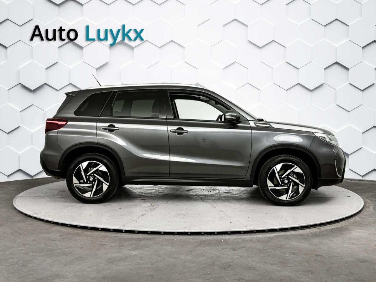 Suzuki VITARA 1.5 Hybrid Style Automaat | Panoramadak | Adaptieve Cruise Control | Leder/Alcantara