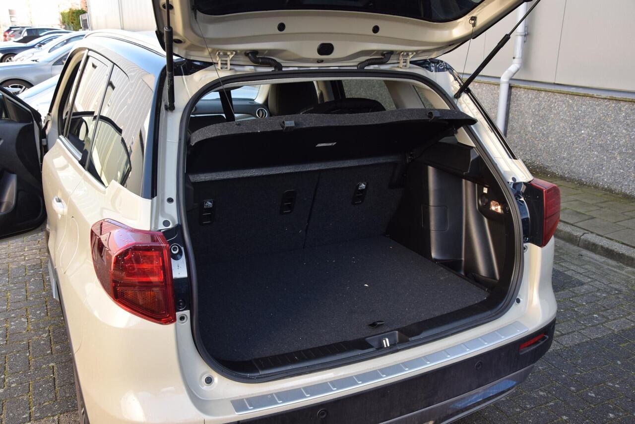 Suzuki VITARA 1.4 Boosterjet Smart Hybrid Style | DEMO-deal! | Two Tone Ivory | 10 jaar garantie!! |