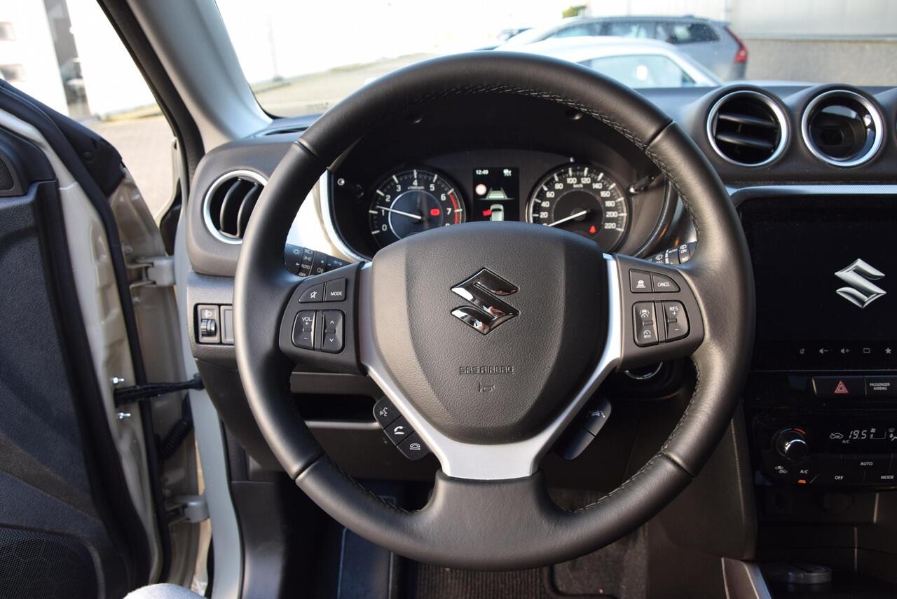 Suzuki VITARA 1.4 Boosterjet Smart Hybrid Style | DEMO-deal! | Two Tone Ivory | 10 jaar garantie!! |