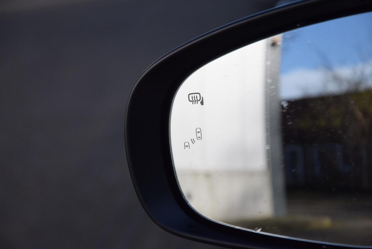 Suzuki VITARA 1.4 Boosterjet Smart Hybrid Style | DEMO-deal! | Two Tone Ivory | 10 jaar garantie!! |