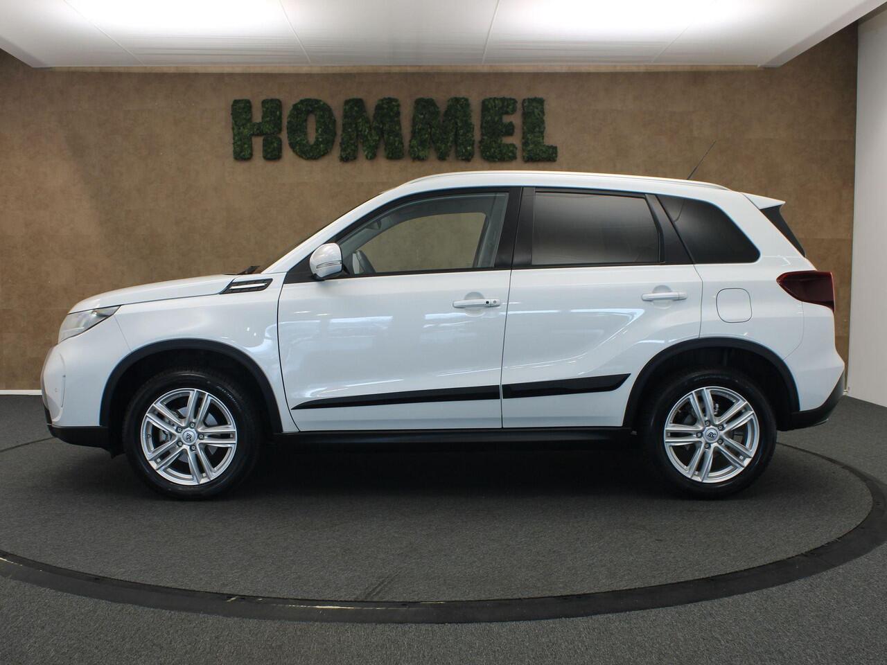 Suzuki VITARA 1.4 Boosterjet Style Smart Hybrid - APPLE CARPLAY/ANDROID AUTO - VOORSTOELEN VERWARMD - AFNEEMBARE TREKHAAK (1500KG GEREMD) - ADAPTIEVE CRUISE CONTROL - DODEHOEKDETECTIE - PANORAMADAK - KEYLESS ENTRY/START - CLIMATE CONTROL - PARKEERSENSOREN VOOR EN ACHTE