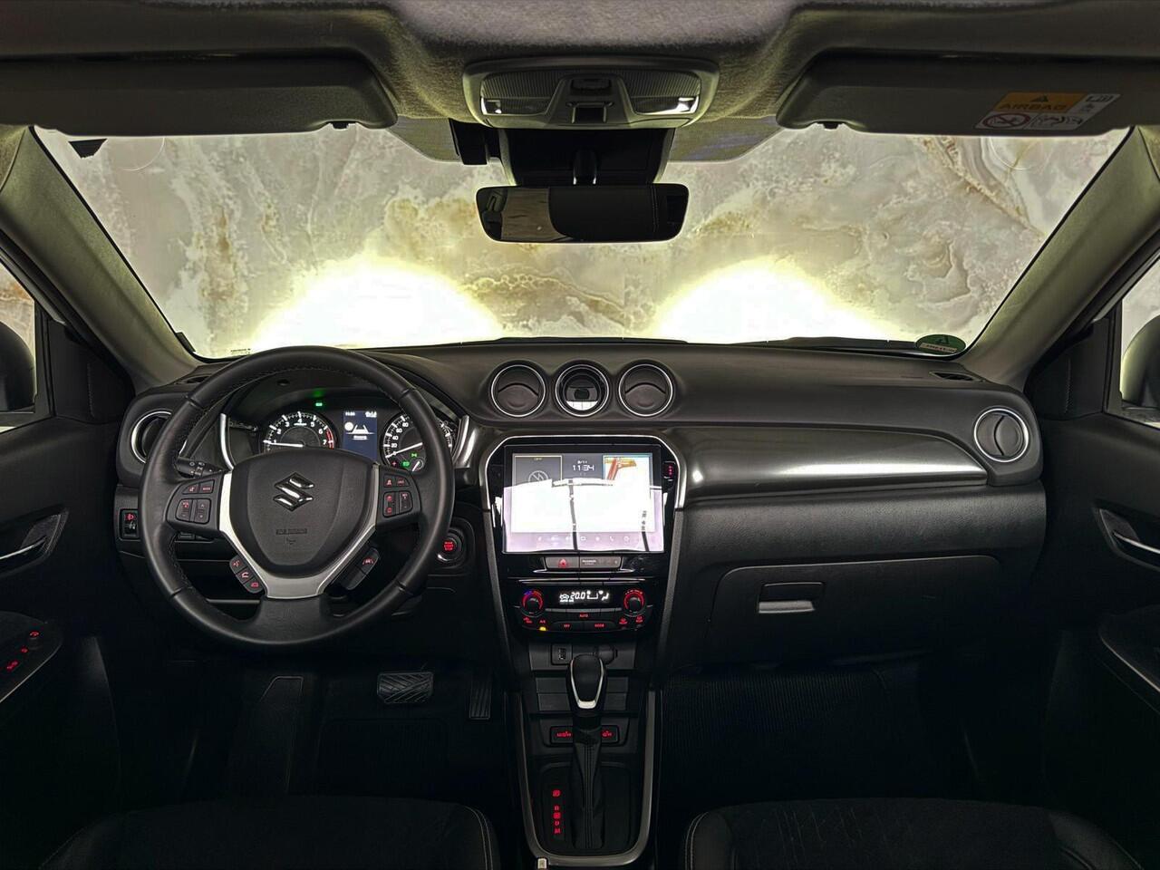 Suzuki VITARA 1.5 Hybrid Automaat / Pano / Camera /