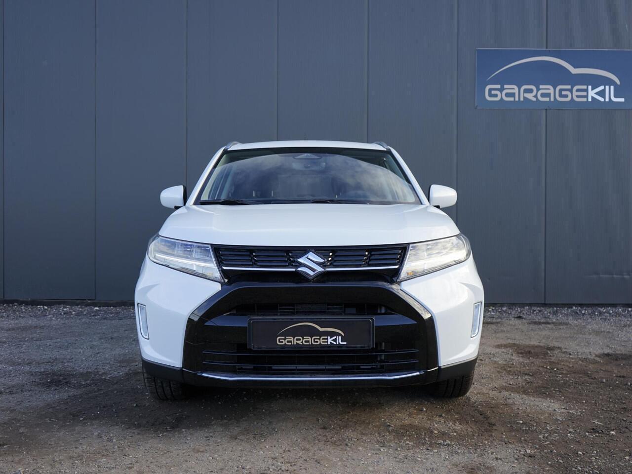 Suzuki VITARA 1.5 DUAJET Hybrid Comfort+ AGS Nieuw model! / Smartphone Integratie / Stoelverwarming / Achteruitrijcamera / Climate Control / LM velgen