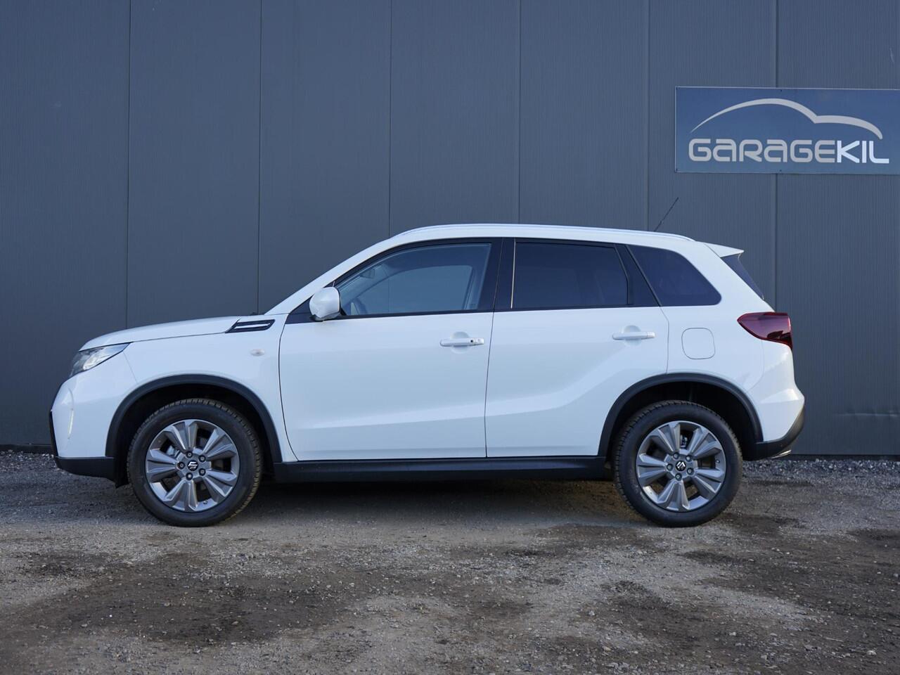 Suzuki VITARA 1.5 DUAJET Hybrid Comfort+ AGS Nieuw model! / Smartphone Integratie / Stoelverwarming / Achteruitrijcamera / Climate Control / LM velgen