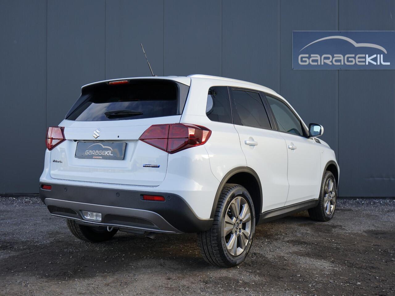 Suzuki VITARA 1.5 DUAJET Hybrid Comfort+ AGS Nieuw model! / Smartphone Integratie / Stoelverwarming / Achteruitrijcamera / Climate Control / LM velgen