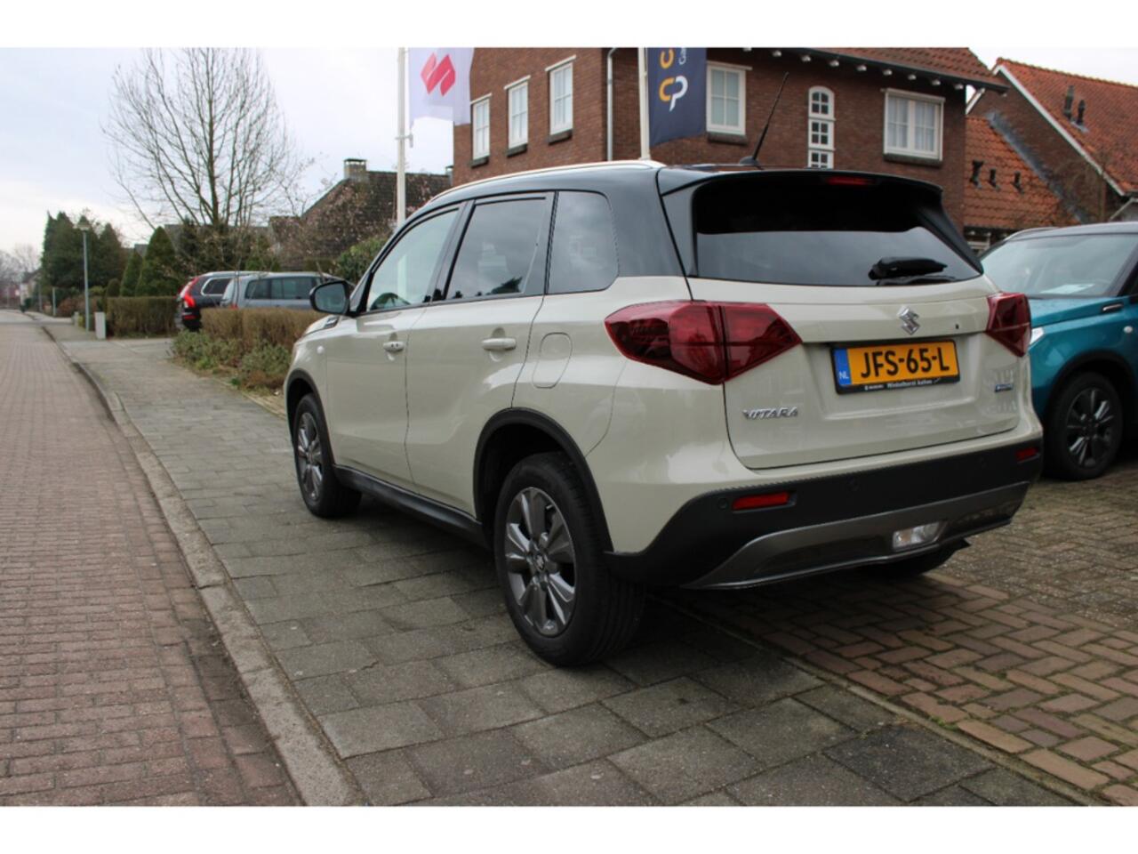 Suzuki VITARA Select