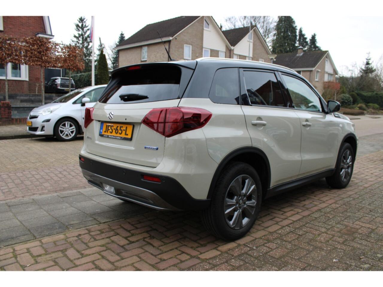Suzuki VITARA Select
