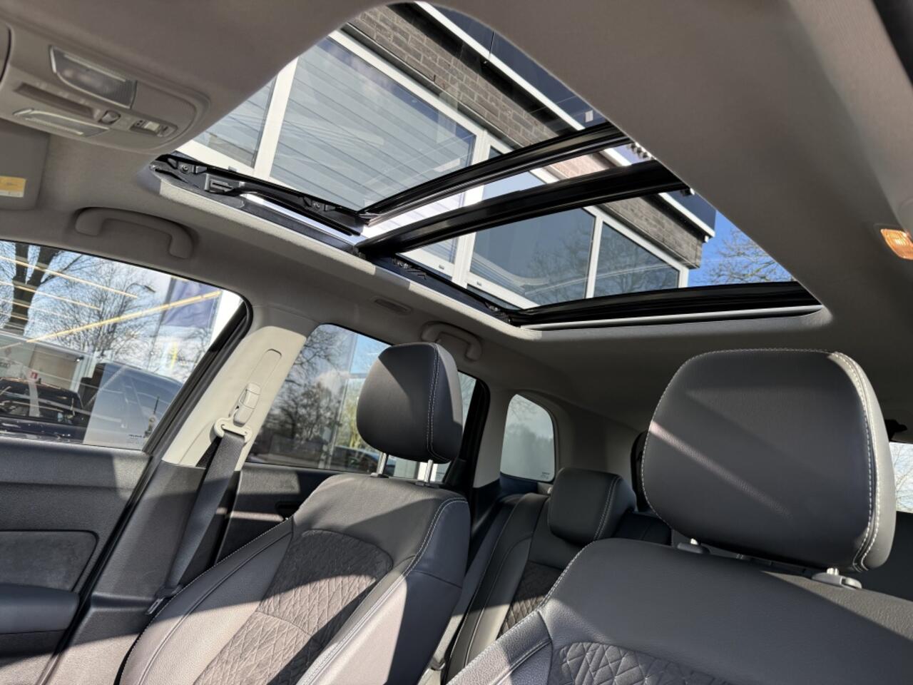 Suzuki VITARA 1.4 B.jet Style Smart Hybrid | Panoramadak | All Seasons