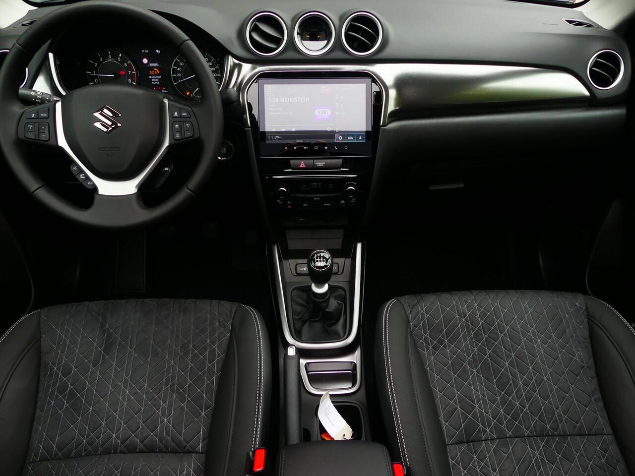 Suzuki VITARA 1.4 Boosterjet Style Smart Hybrid PANORAMADAK, 6 jaar fabrieksgarantie! Nieuw uit voorraad leverbaar!