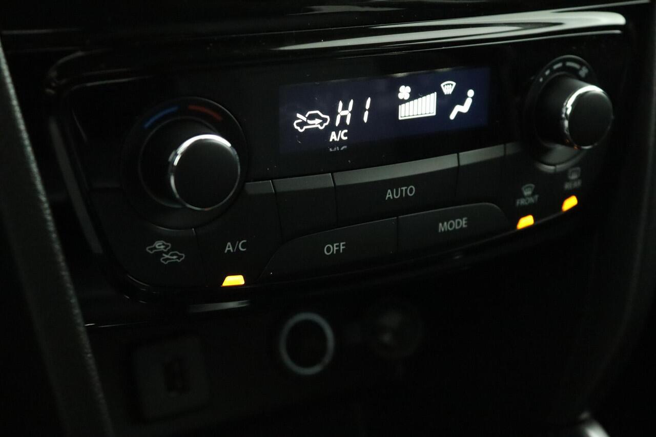 Suzuki VITARA 1.4 Boosterjet Smart Hybrid Select | Climate control | Cruise control adaptive | Apple carplay, Android auto | Camera < Panoramisch sunroof | Stoelverwarming | lichtmetalen velgen |