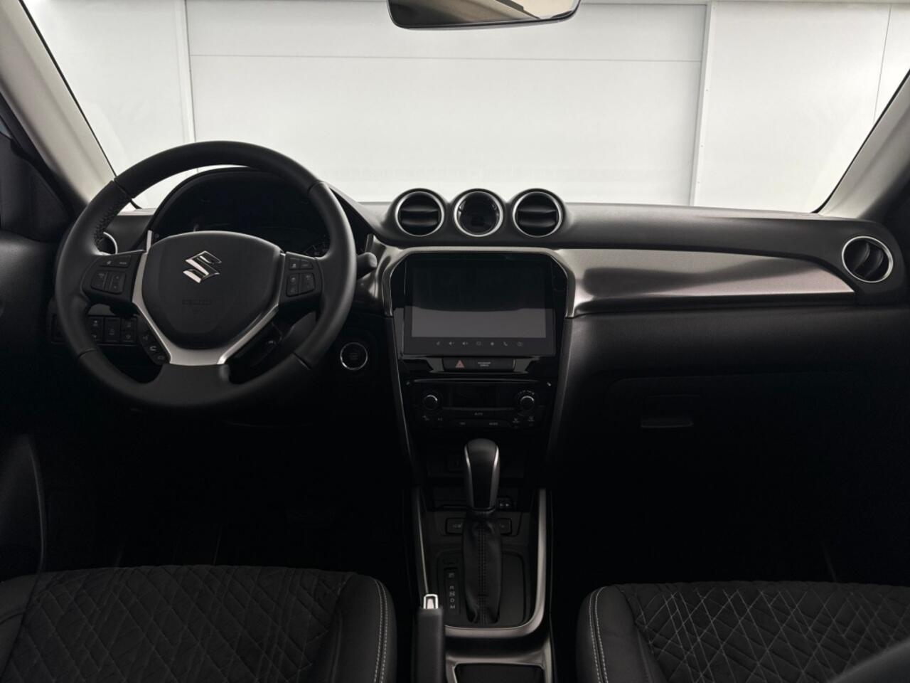 Suzuki VITARA 1.4 Style Smart Hybrid Automaat | Panoramadak | Voorraad | ¤1.500,- actiekorting!