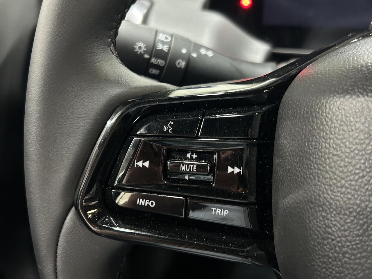 Suzuki VITARA e Select 49 kWh **CELESTIAL BLUE/ NIEUWE AUTO**