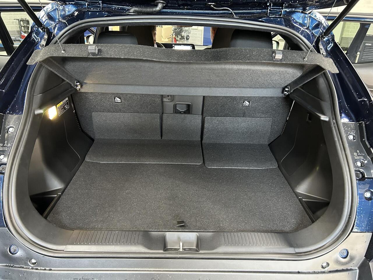 Suzuki VITARA e Select 49 kWh **CELESTIAL BLUE/ NIEUWE AUTO**