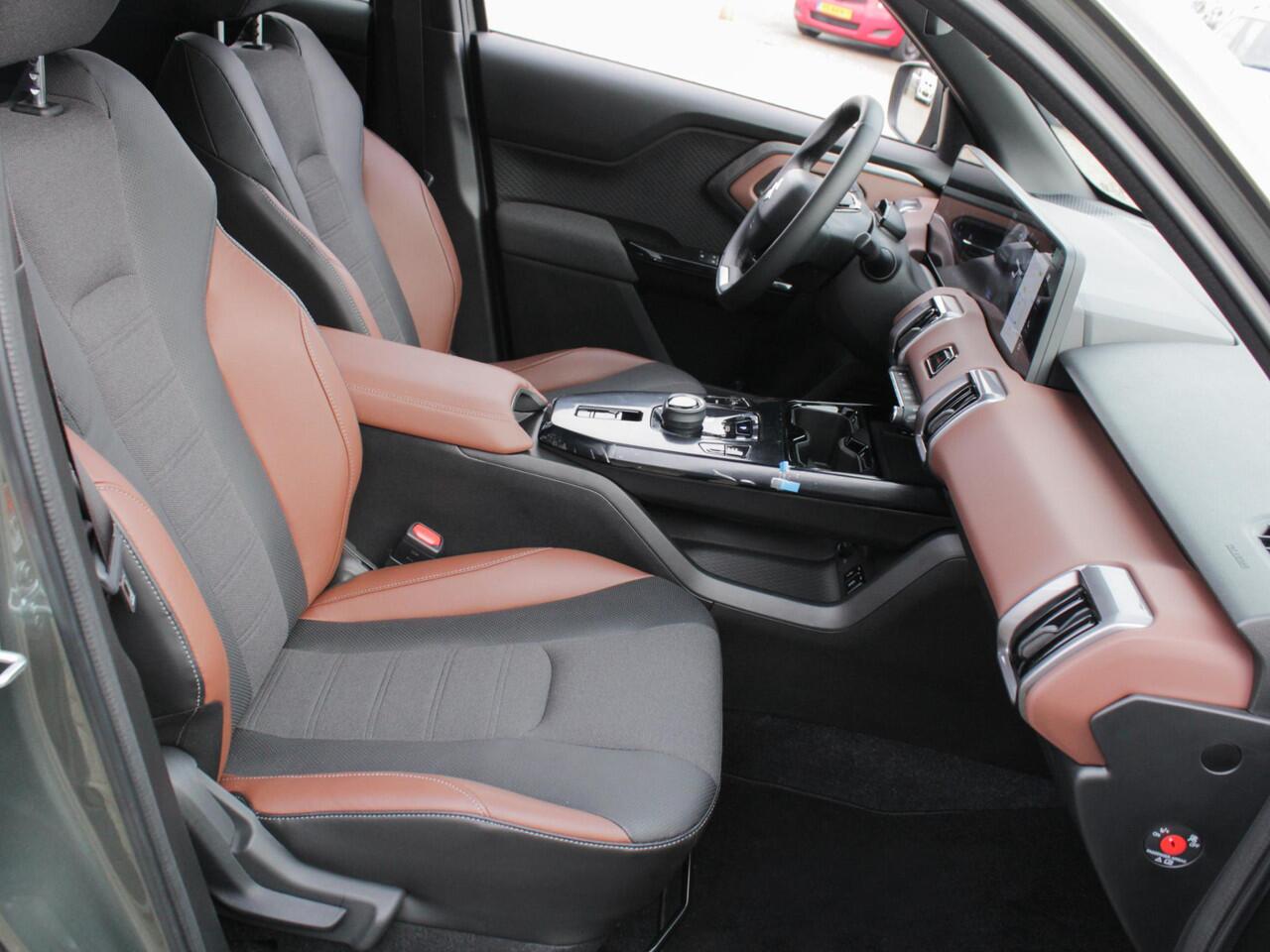 Suzuki VITARA e Style 61 kWh | INTRODUCTIE CADEAU t.w.v. ¤ 500,- | Alle kleuren leverbaar!