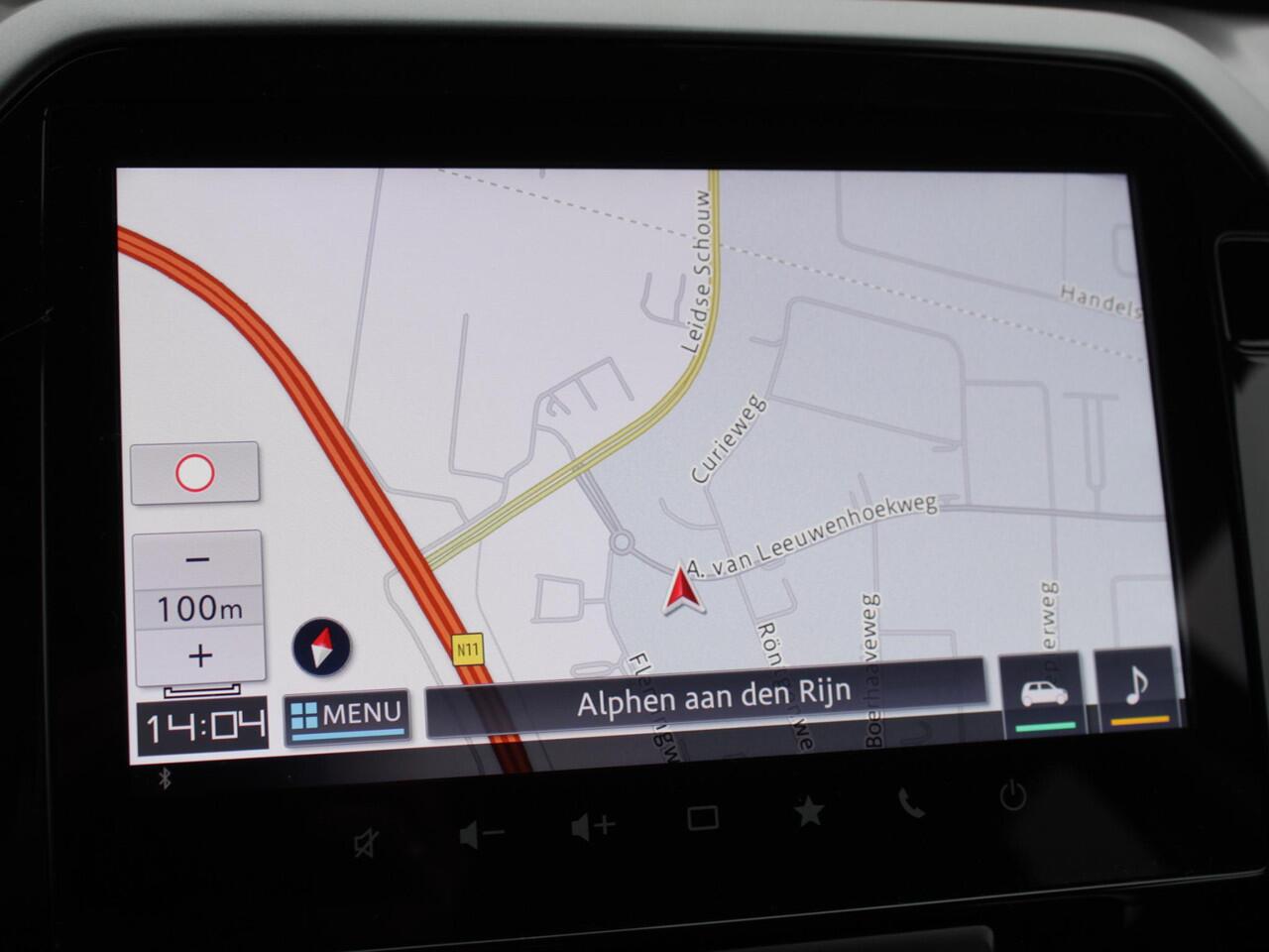 Suzuki VITARA 1.4 Boosterjet Select Smart Hybrid | ¤ 1850,- FRISSE START VOORDEEL! | Snel rijden!