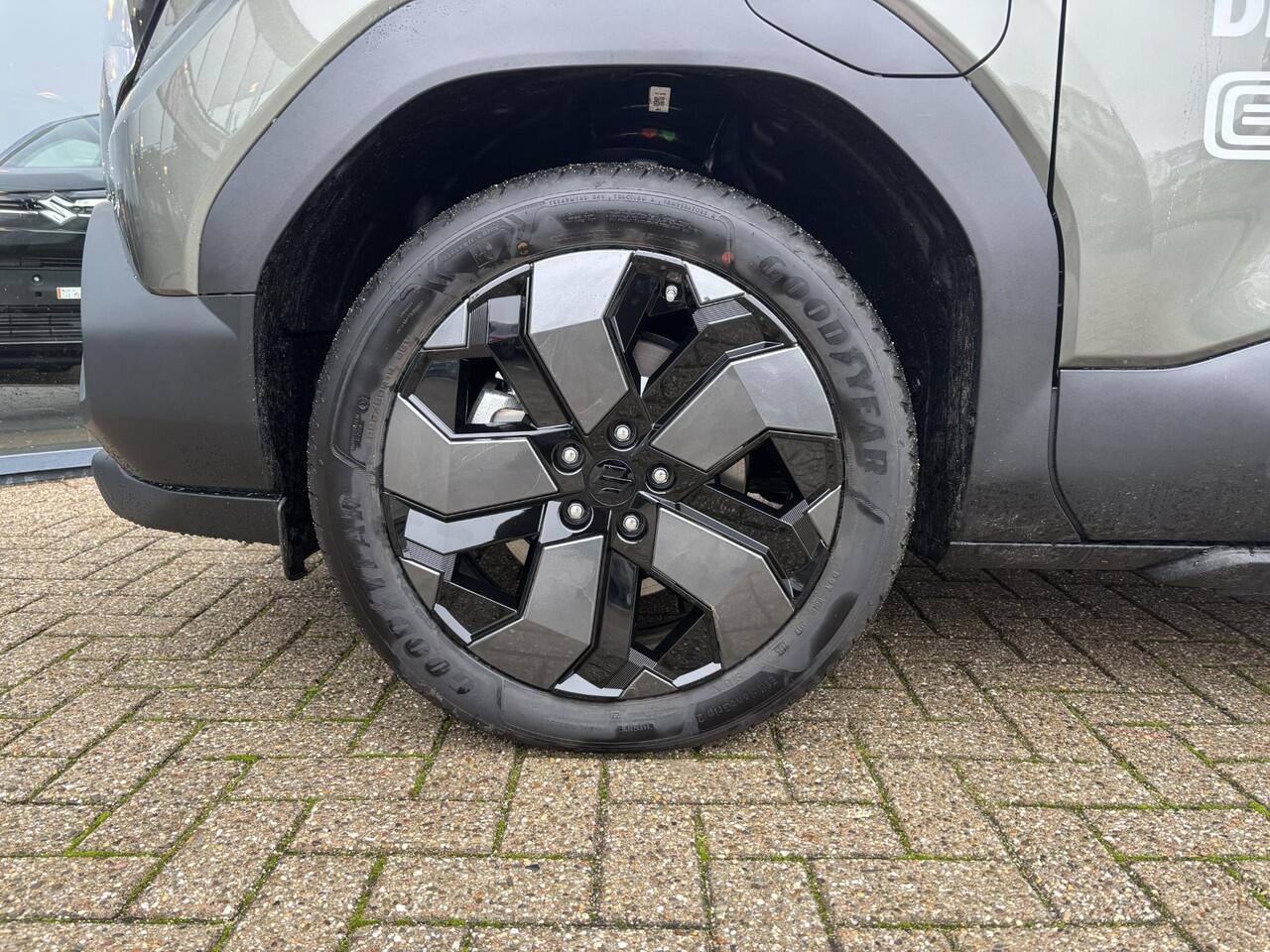Suzuki VITARA e Style 61 kWh | V.A. ¤ 31.995,- | 426 KM Bereik | Tot 10 jaar garantie