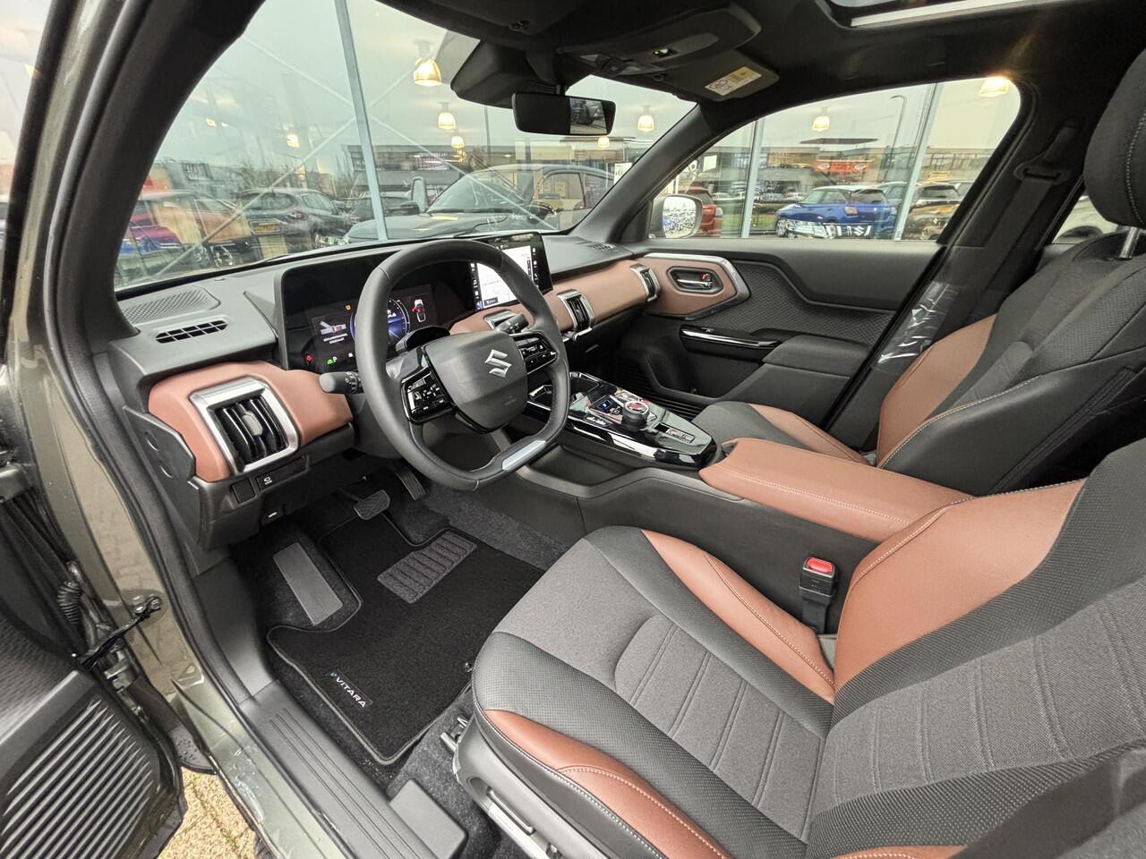 Suzuki VITARA e Style 61 kWh | V.A. ¤ 31.995,- | 426 KM Bereik | Tot 10 jaar garantie