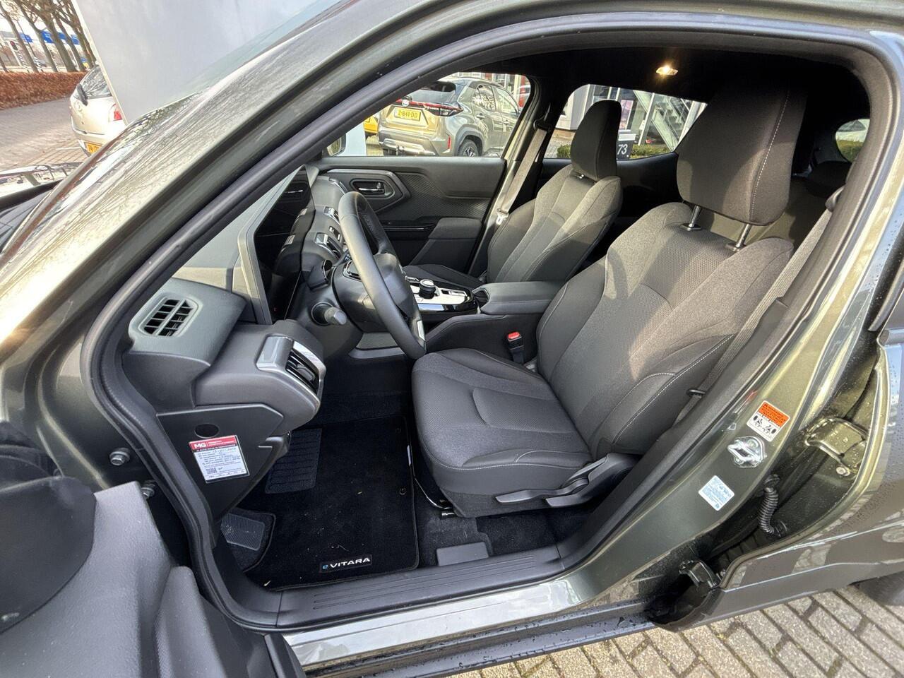 Suzuki VITARA e Select 61 kWh | Rijklaar | Demo |