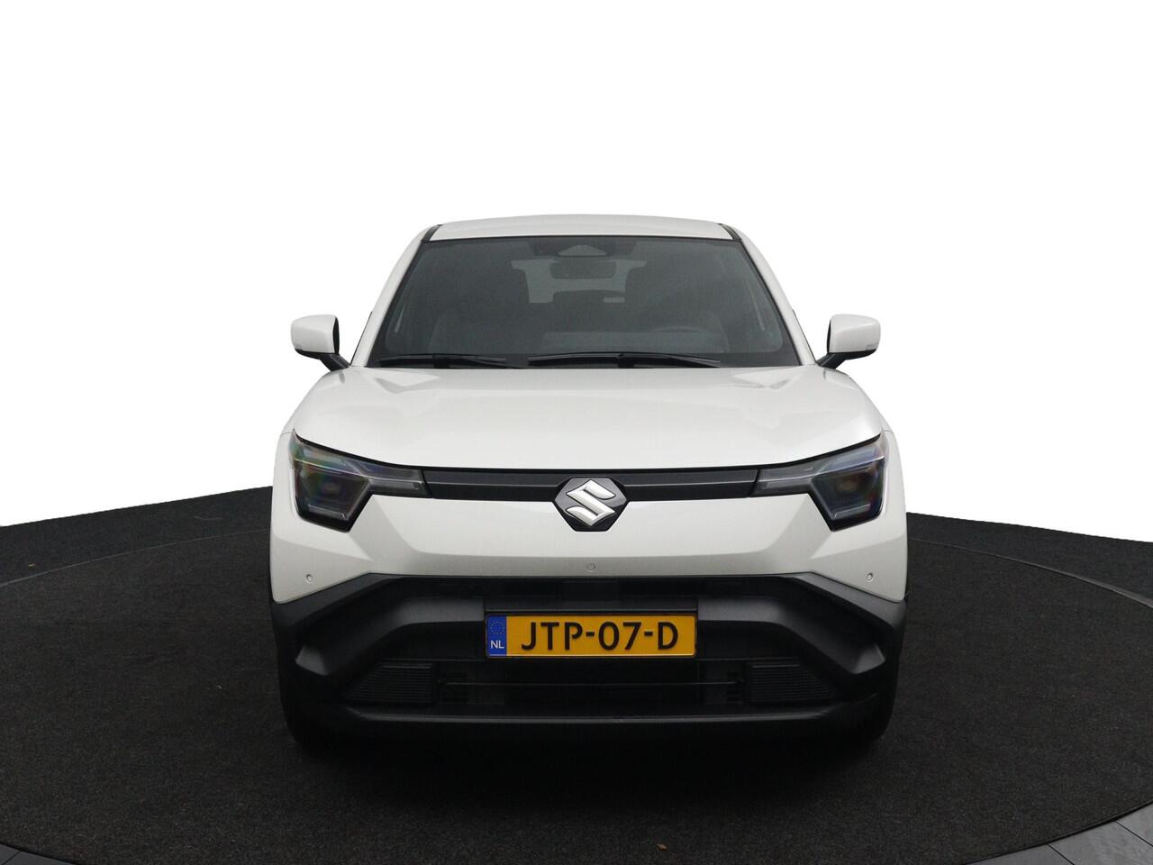 Suzuki VITARA e Select 61 kWh | Grote Accupakket | Stoel en Stuurverwarming | Draadloos Apple Carplay & Android Auto | Keyless Entry | 10 Jaar Garantie | Parkeersensoren Rondom |