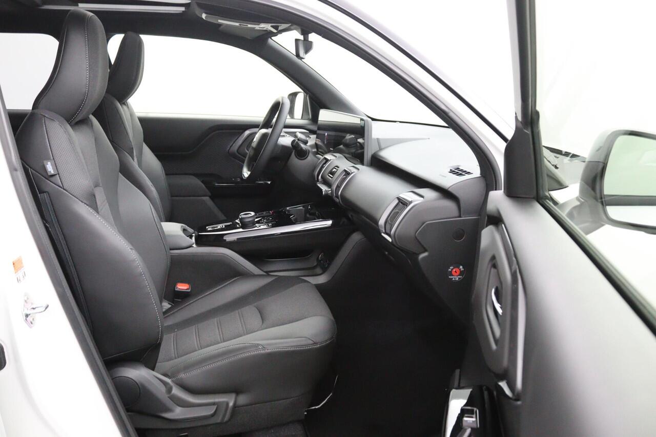 Suzuki VITARA e Style 61 kWh | Elektrisch verstelbare Bestuurdersstoel | Panorama dak | Alcantara Bekleding | Parkeersensoren Rondom | Stuur en Stoelverwarming |