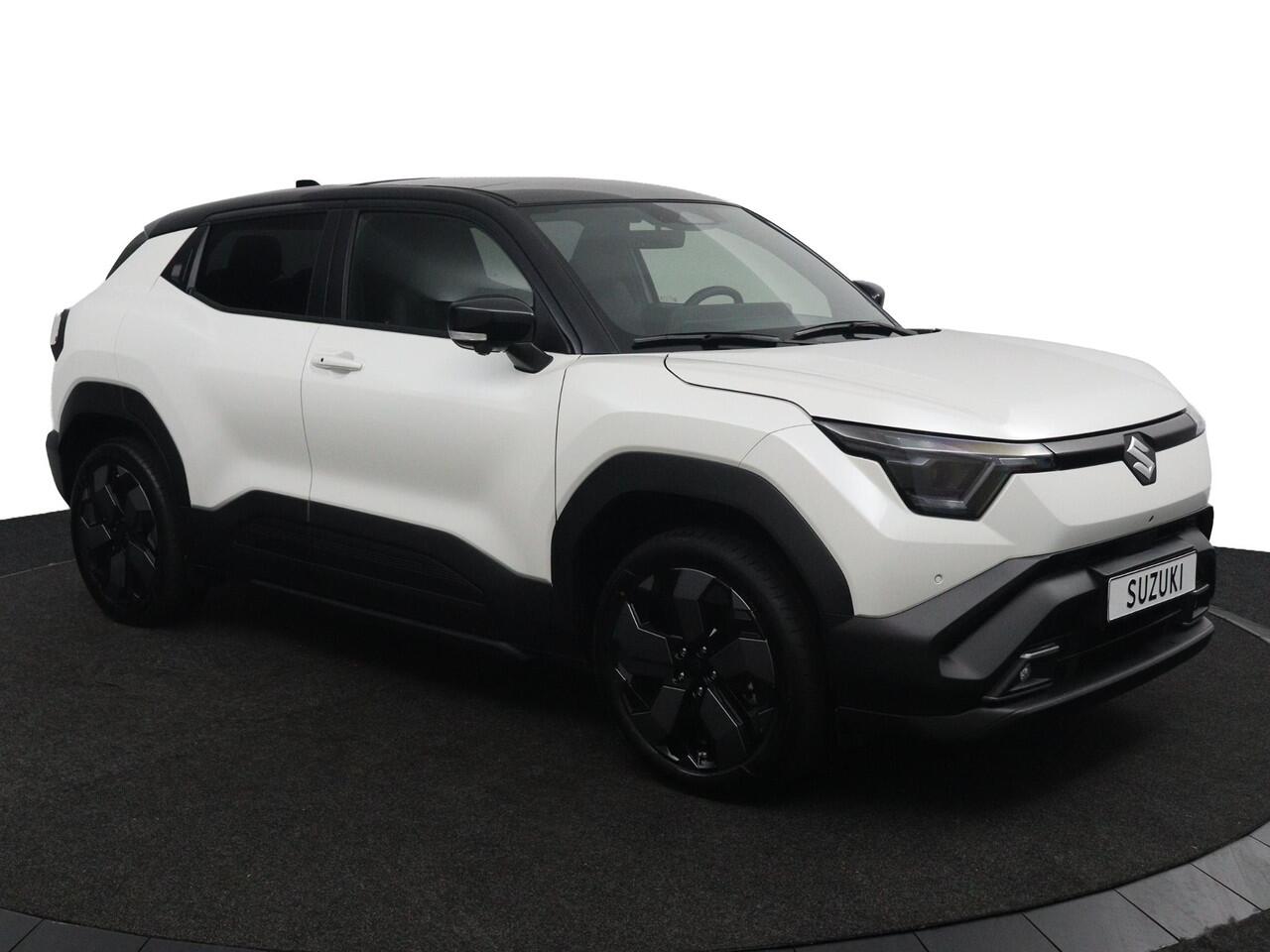 Suzuki VITARA e Style 61 kWh | Elektrisch verstelbare Bestuurdersstoel | Panorama dak | Alcantara Bekleding | Parkeersensoren Rondom | Stuur en Stoelverwarming |