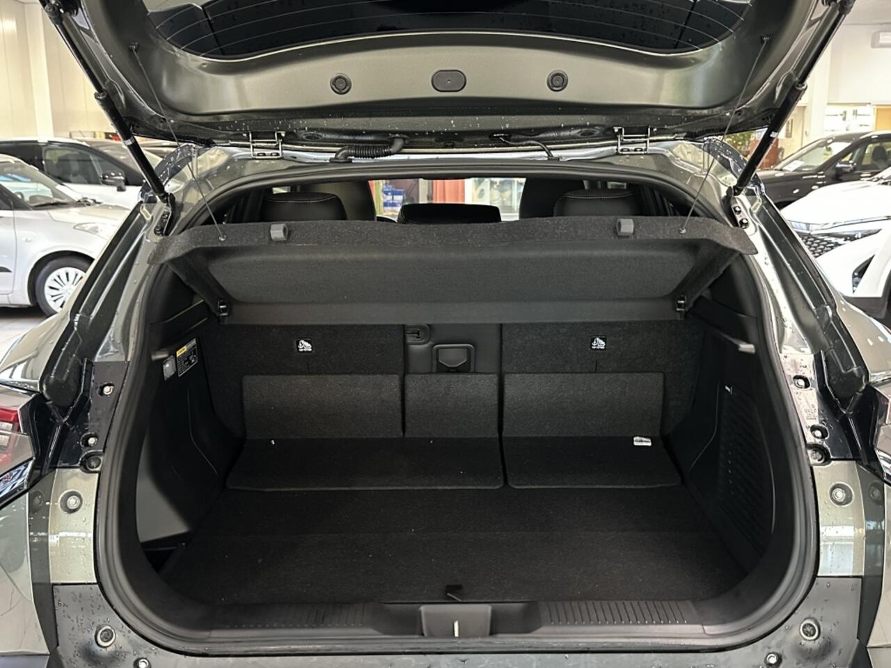 Suzuki VITARA E-VITARA Style 61 kWh [ NU BIJ ONS IN DE SHOWROOM I 10 JAAR GARANTIE ]