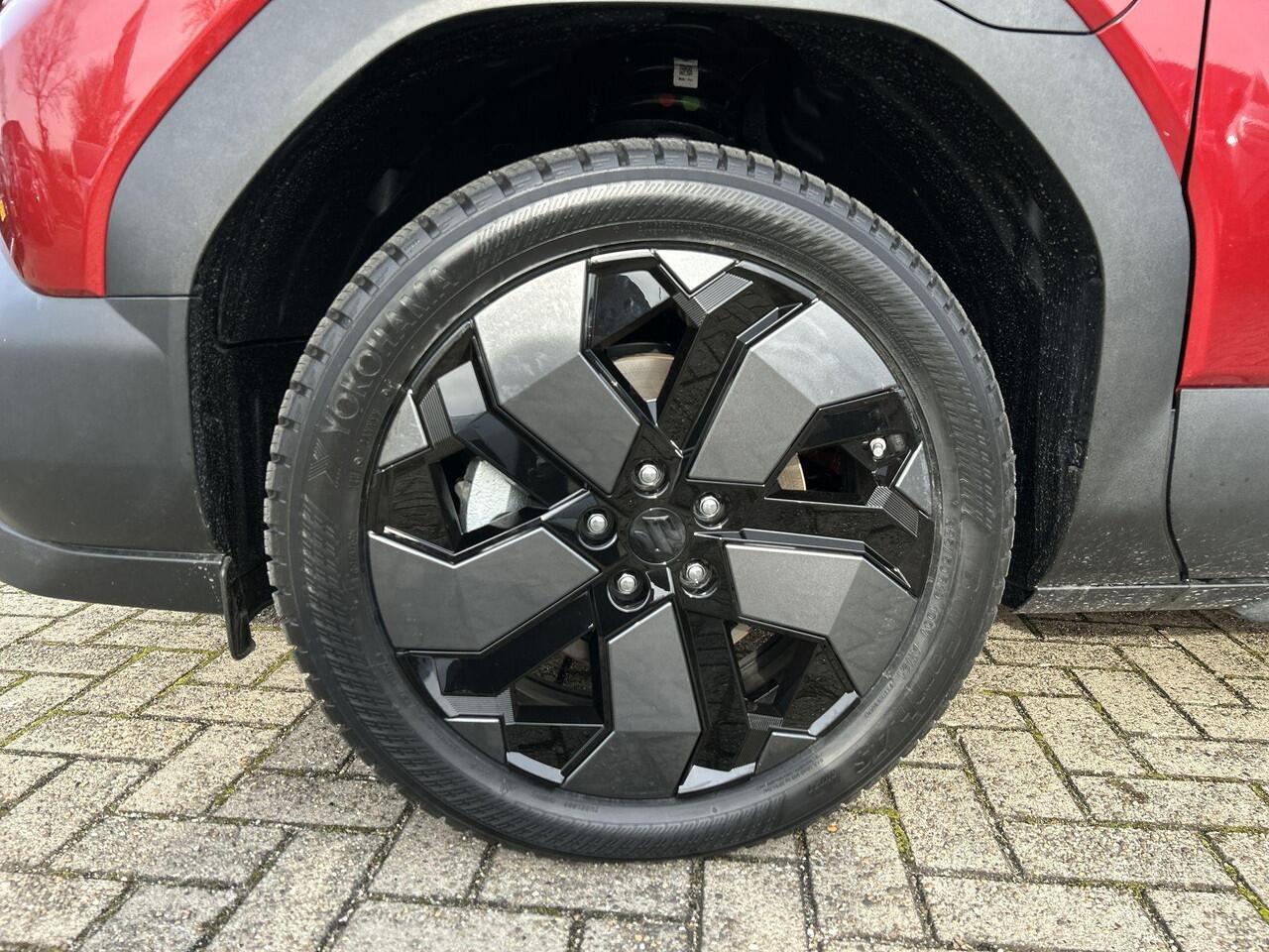 Suzuki VITARA e Style 61 kWh RIJKLAAR | Demo | 360 Camera | Navigatie | Diverse accessoires