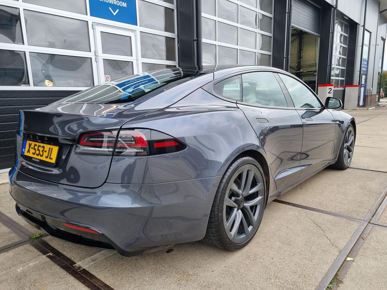 Tesla MODEL S Longe Range / 21" Arachnid / Enhanced Autopilot 4.0 / BTW auto / Creme Premium Interieur