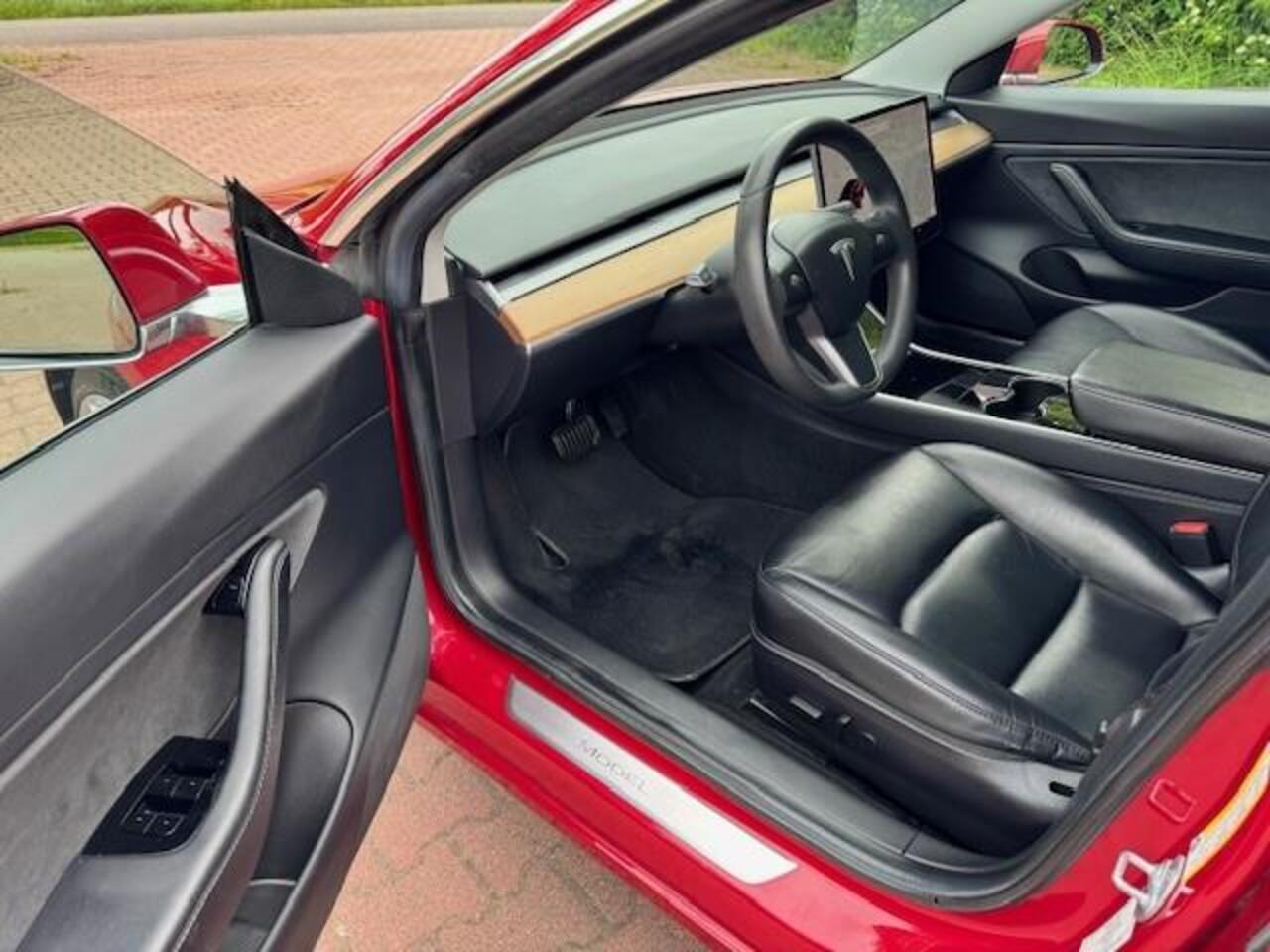 Tesla Model 3 LANG RANGE AWD 75KWH 351PK BETA/PANO/LEER/FABRIEKSGARANTIE