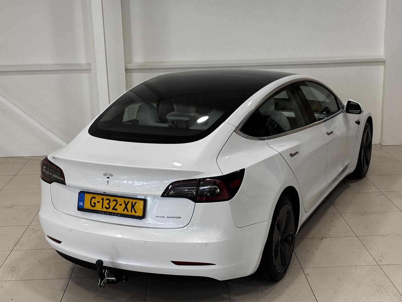 Tesla Model 3 Long Range AWD 75 kWh 87% SOH | Wit leder interieur | Trekhaak | Autopilot |