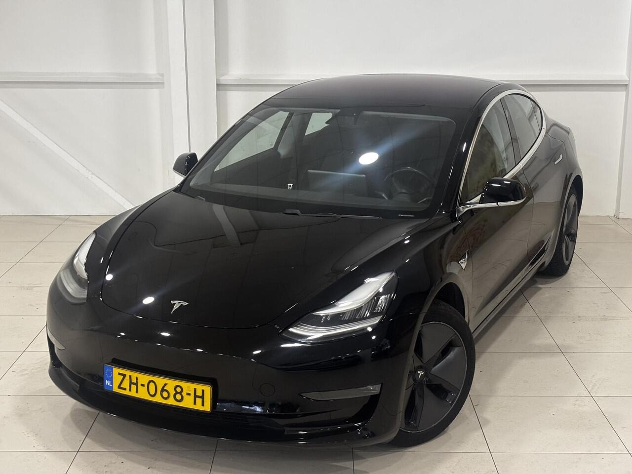 Tesla Model 3 Long Range RWD 75 kWh 80% SOH | Trekhaak | Autopilot | Lederen bekleding |