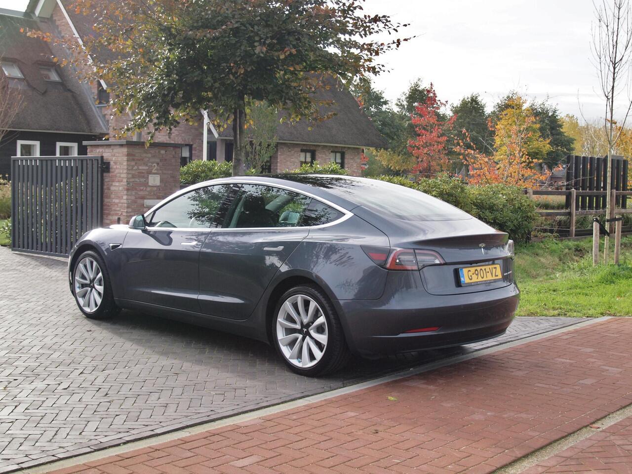 Tesla Model 3 Long Range AWD 75 kWh | Panoramdak | Camera | Marge Auto |