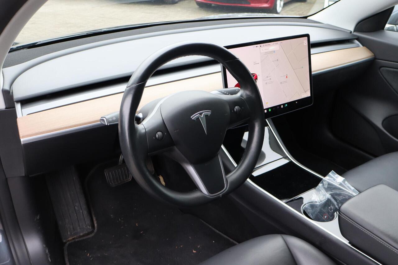 Tesla Model 3 Long Range AWD 75 kWh 85,8% SOH, Autopilot computer 2.5, Cruise control, 360 Camera, Panoramadak,