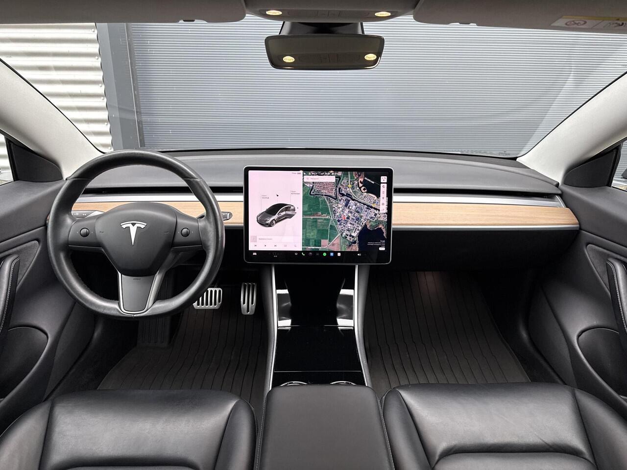 Tesla Model 3 Long Range RWD 75 kWh ?SOH 88.3% ?Autopilot ?Panoramadak ?Vol Leder ?360º Camera ?Stoelverwarming ?Origineel NL