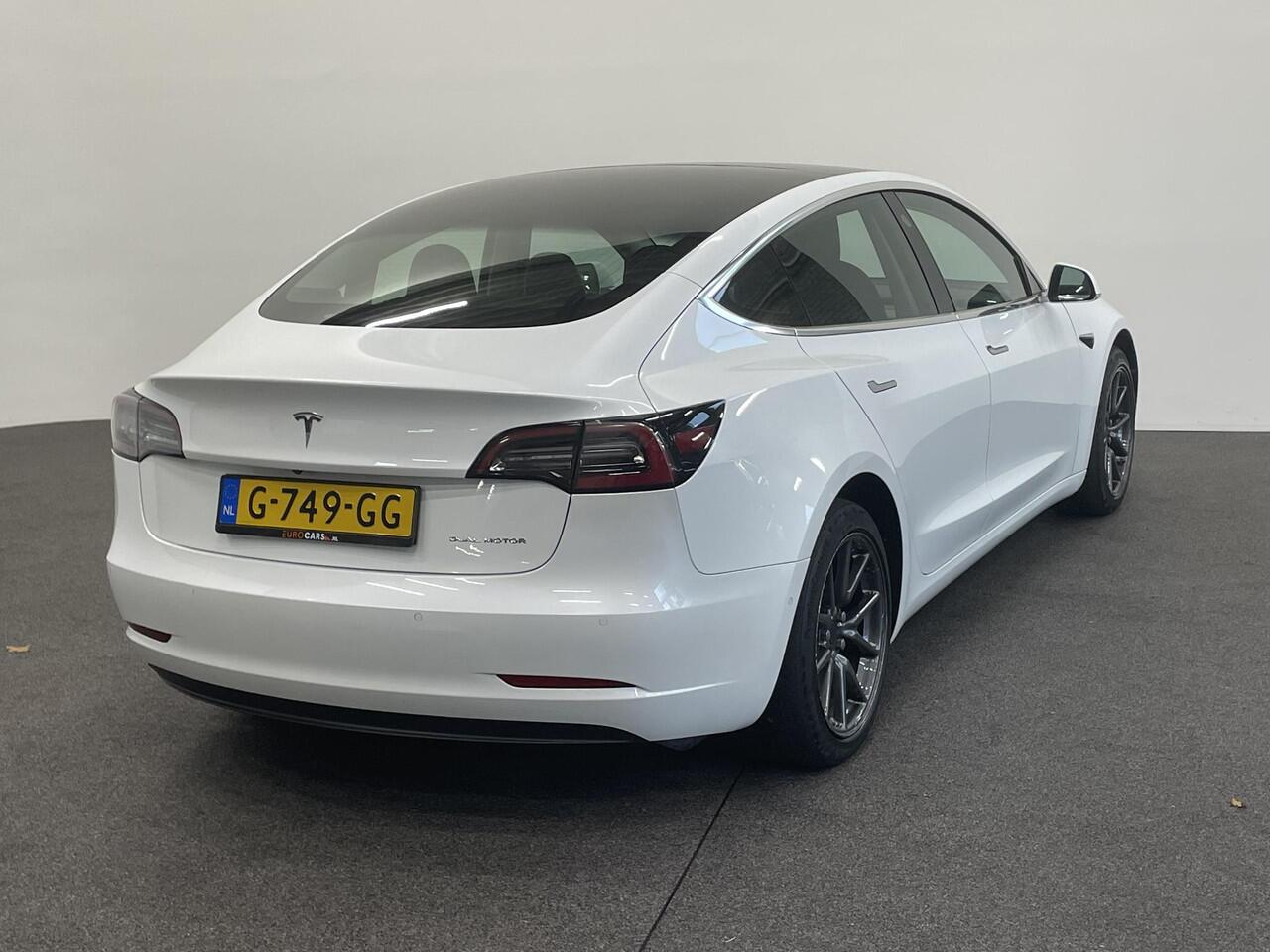 Tesla Model 3 Long Range AWD 75 kWh Panoramadak Navigatie Camera Parkeersensoren Adaptive Cruise Control Full Led Stoelverwarming Climate Control Getinte ramen Lichtmetalen velgen