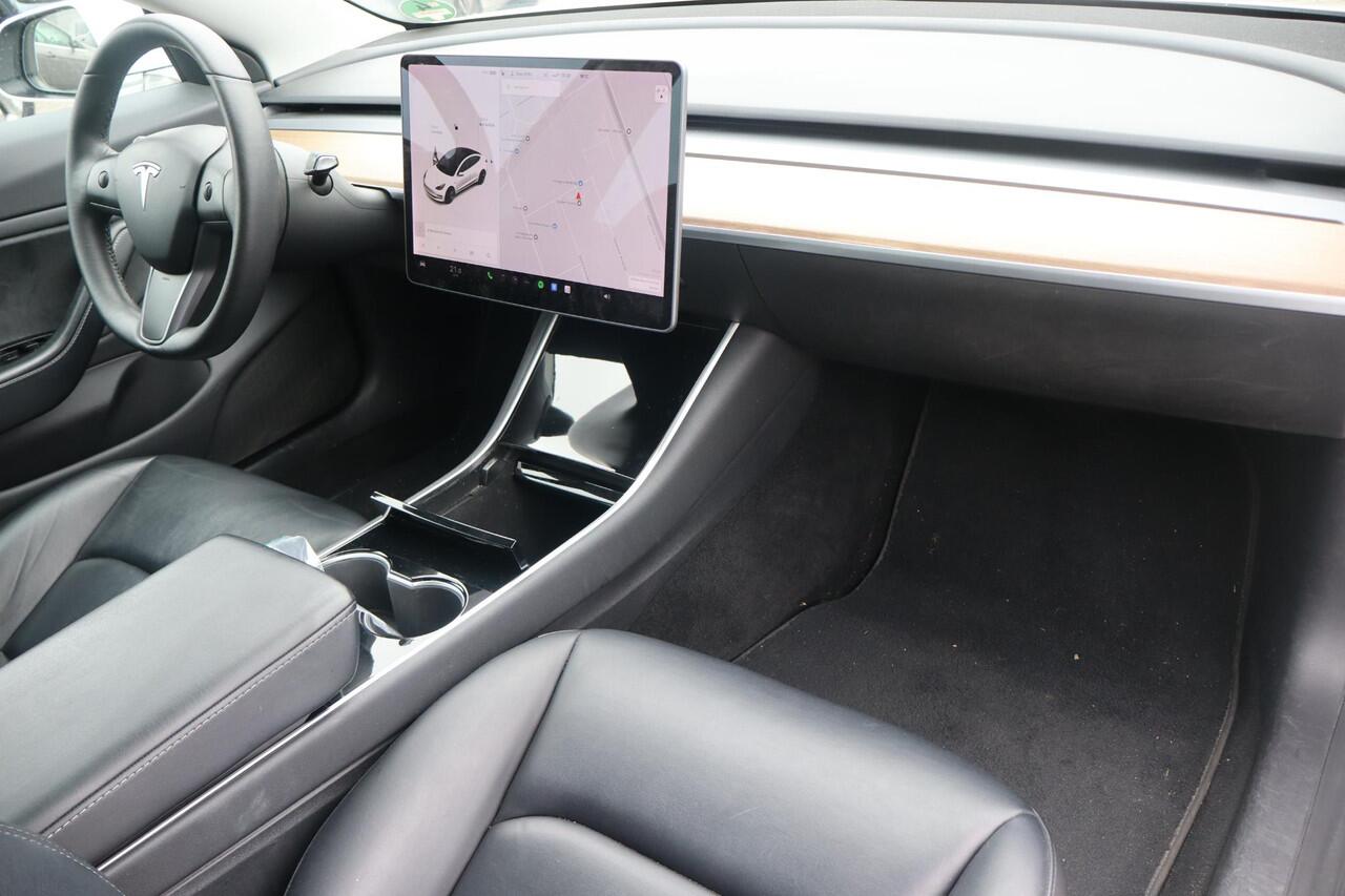 Tesla Model 3 Long Range AWD 75 kWh 90% SOH, (¤15.690,- excl. BTW), Autopilot computer 3.0 , Camera, Panoramadak, Lederen interieur