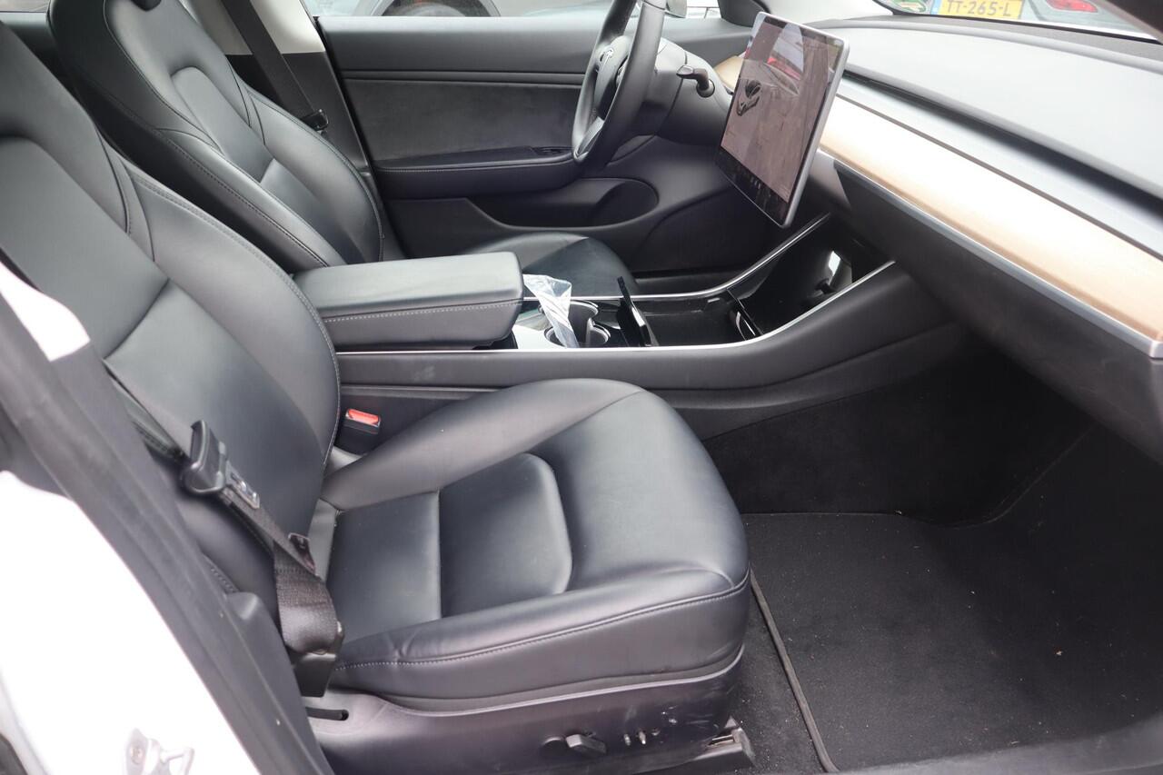 Tesla Model 3 Long Range AWD 75 kWh 90% SOH, (¤15.690,- excl. BTW), Autopilot computer 3.0 , Camera, Panoramadak, Lederen interieur