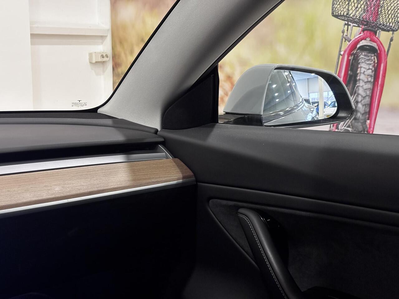 Tesla Model 3 Long Range AWD 75 kWh | SOH 88% | Acceleration boost | Trekhaak |