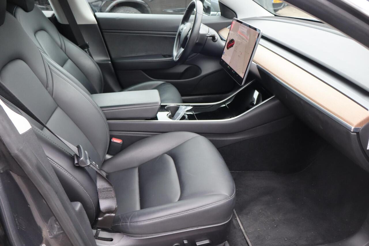 Tesla Model 3 Long Range AWD 75 kWh 86% SOH, Autopilot computer 2.5, Cruise control, 360 Camera, Panoramadak,